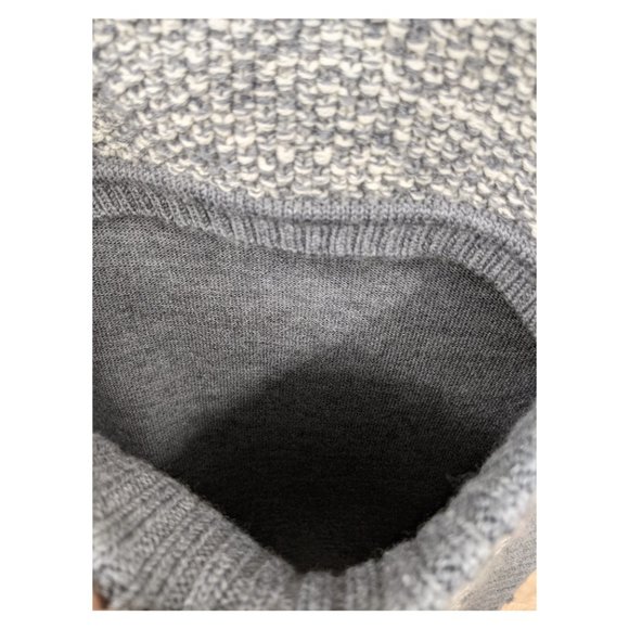 LULULEMON Cozy Yogi Infinity Scarf Wrap in Heathered Medium Grey / Angel Wing OS - Picture 7 of 10